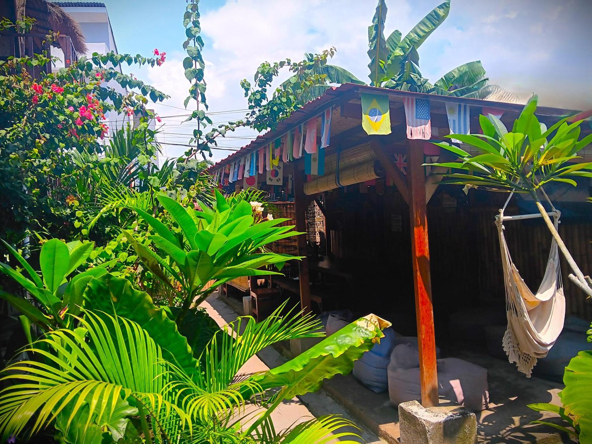 Good Vibes Bungalows Gili Trawangan Exterior foto